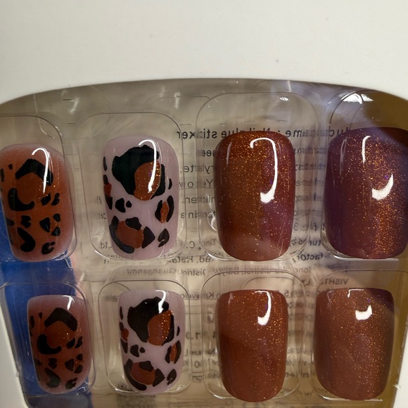 Press On Nails Bundle x4 Leopard, Matte Black & Glitter Brown 24pc Reusable Sets - Picture 3 of 7